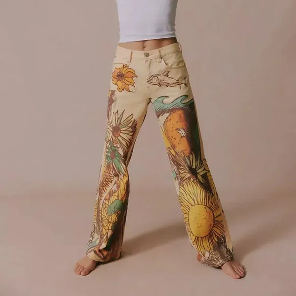 We The Free  tinsley beach scene printed denim jeans sunflowers wide leg barrel - Picture 5 of 14